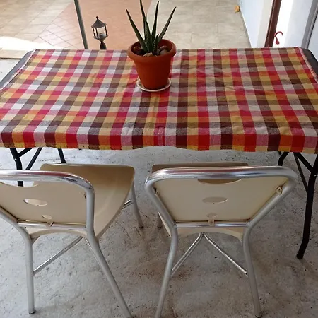 Elegant סלוניקי