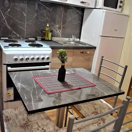 Apartament Elegant *